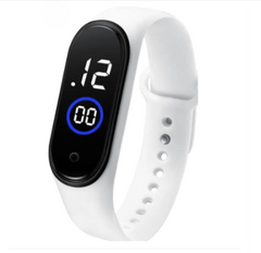 Stay smart and active with our stylish Smart Band – now only 370 PKR! Available in 7 trendy colors. Order now before stock runs out.