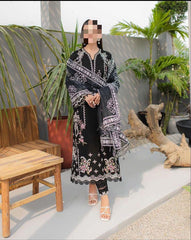 Qalamkar Lawn New Collection – Heavy Embroidered 3PC Designer Suit Rs.6000