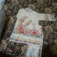 Floral Printed Girls Kurta Set – Soft & Breathable Kids Ethnic Wear